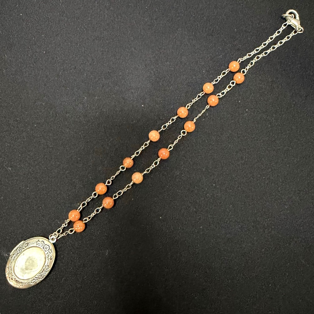 Locket Necklace Womens OS Orange Silver Tone Floral Engraved Beaded‎ Boho